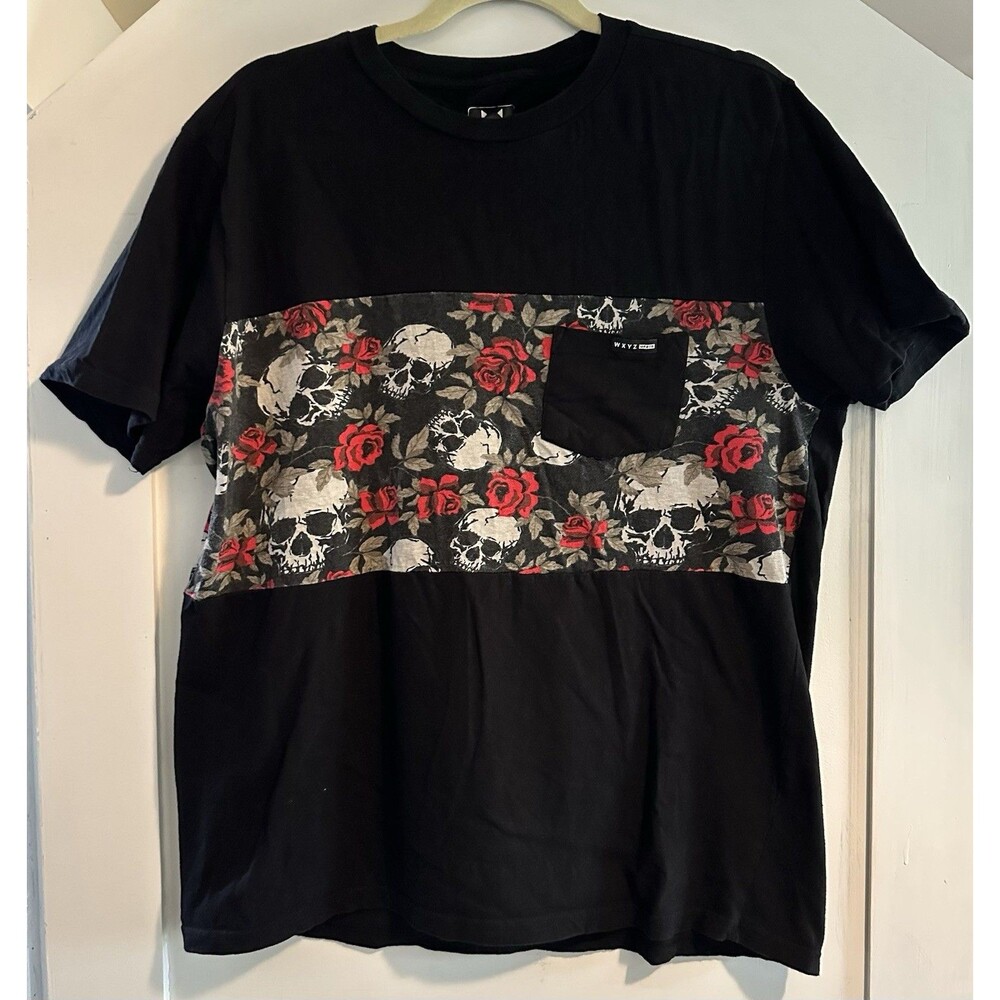 WXYZ MFG Co Skull Roses Graphic Pocket Tee Mens Large Black Streetwear Goth